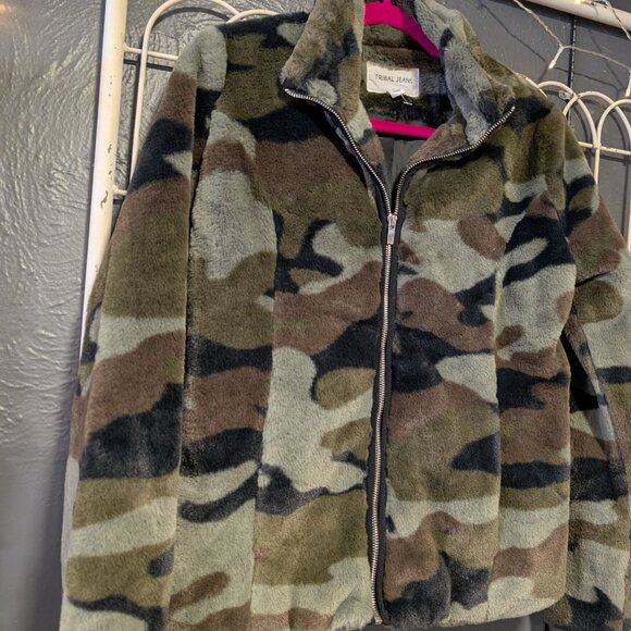 Size XS. Tribal Jeans Camo Jacket - Picture 2 of 5